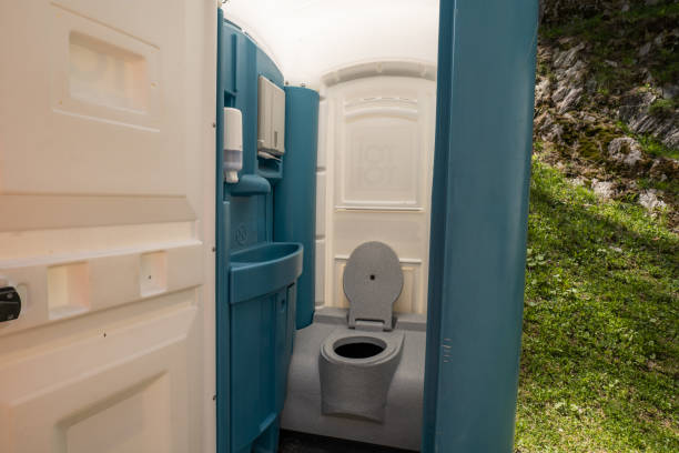 Best Temporary restroom rental  in St Paul, VA